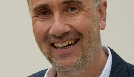 Dr. Martin Schwab